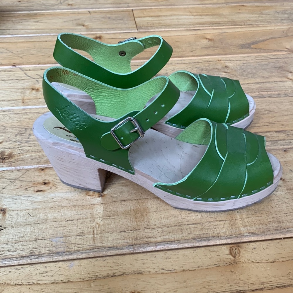 Lotta from Stockholm Peeptoe Clogs - Apple Green Leather - size 41EU/ 9.5US